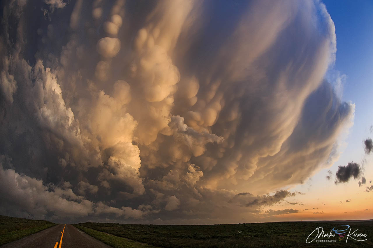 mammatus-clouds-texas